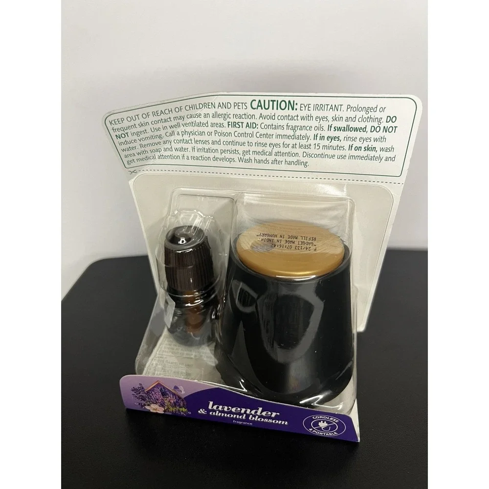 Air Wick Essential Mist Starter Kit Diffuser + 1 Refill – Lavender & Almond Blos